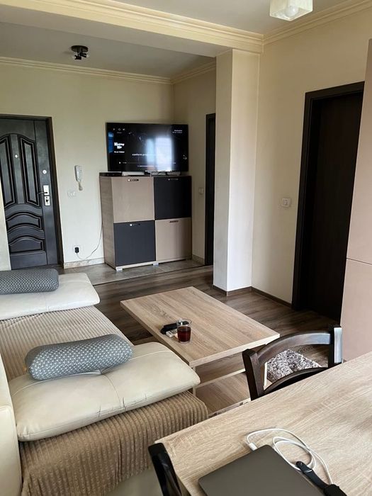 Apartament de închiriat