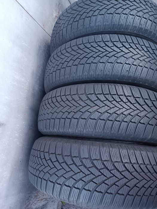 225/65/17 Bridgestone