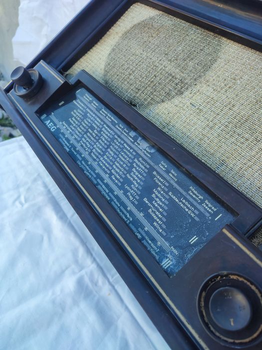 Радиоапарат AEG Super 69 WK