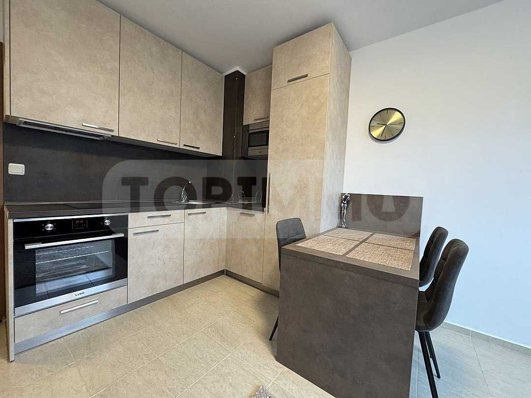 Дава се под наем Двустаен апартамент в Варна, Левски - 67 кв.м за 700 € - Снимка #4