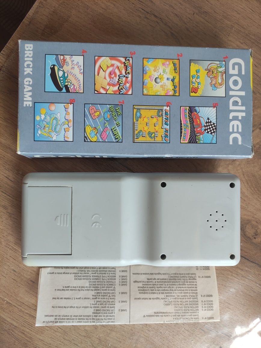 Продам тетрис. Brick game 9999 in 1