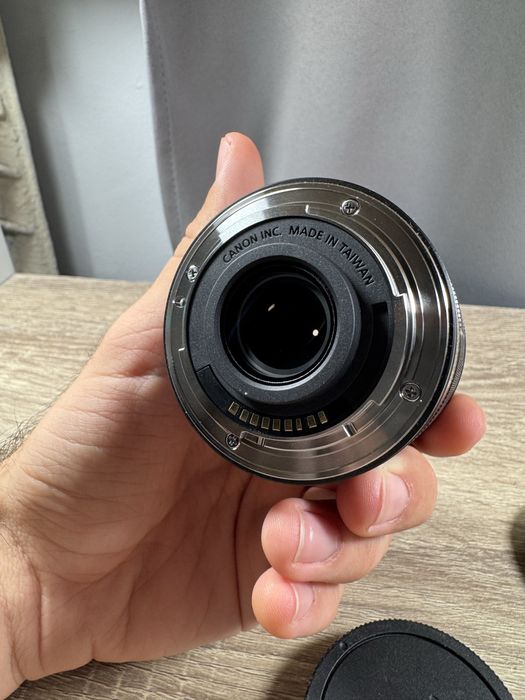 Obiectiv Canon 11-22mm F/r-5.6 IS STM pentru EF-M