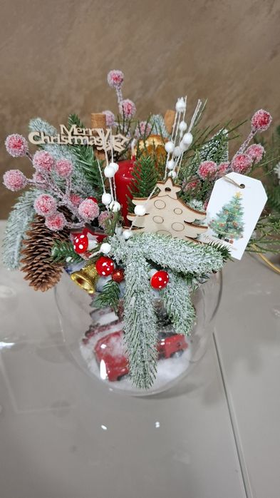 Aranjamente pentru Crăciun cu instalație luminoasă