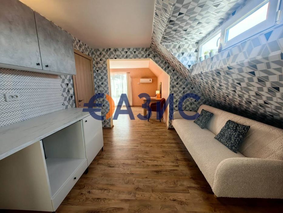 Продава се Едностаен апартамент в Несебър - 50 кв.м за 1260 €/кв.м - Снимка #3