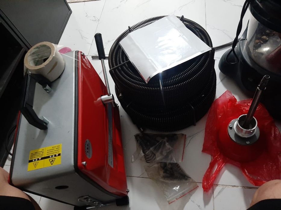 Чистка канализационных труб с аппаратом