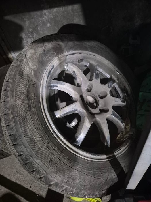 Шины с дисками 215/60/16 бу