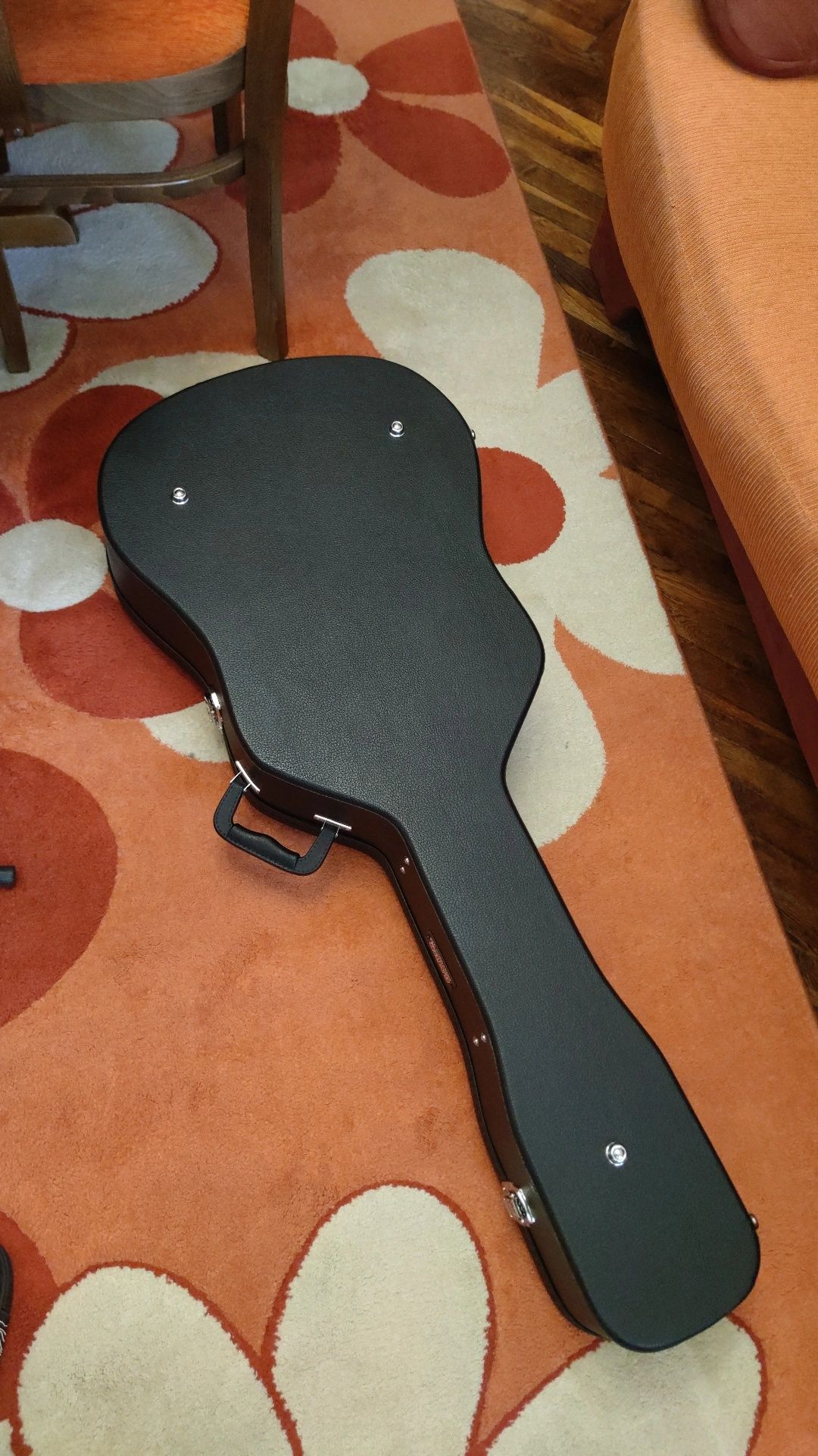 Електро-акустична китара Takamine GD30CE-N с твърд кейс Gator