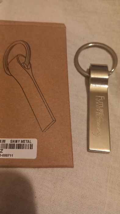 Нови кожен визитник и кожен ключодържател,визитник с магнитно затварян