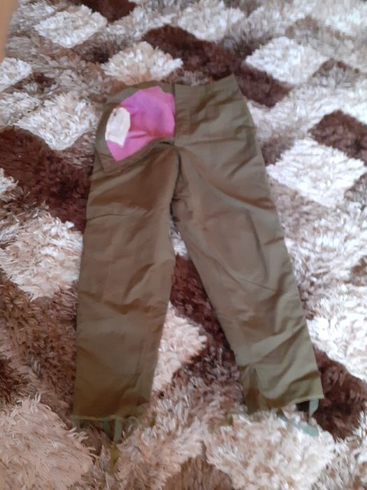 Costum militar gros.