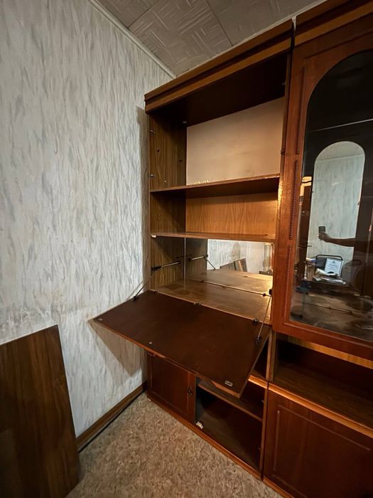Продаем стенку советскую