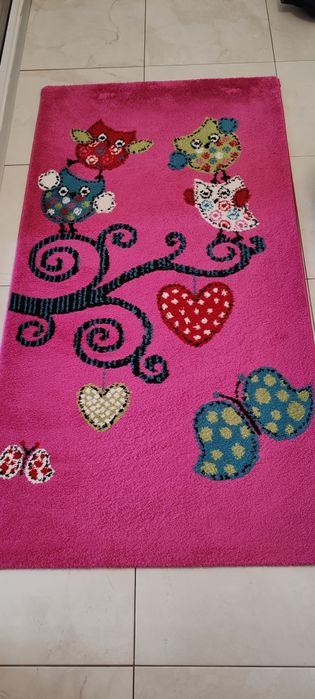 Covor camera fetițe