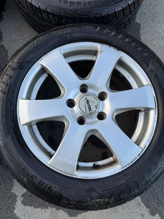 Джанти Autec 16-ски 5х112 с гуми