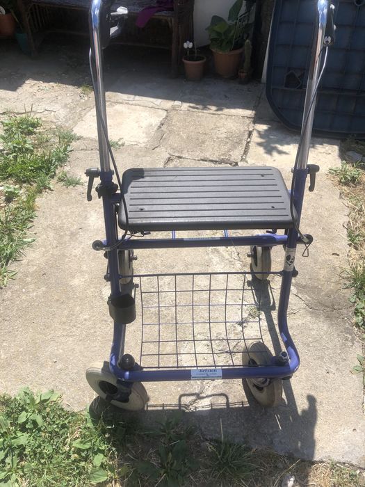 Cadru de mers pliabil