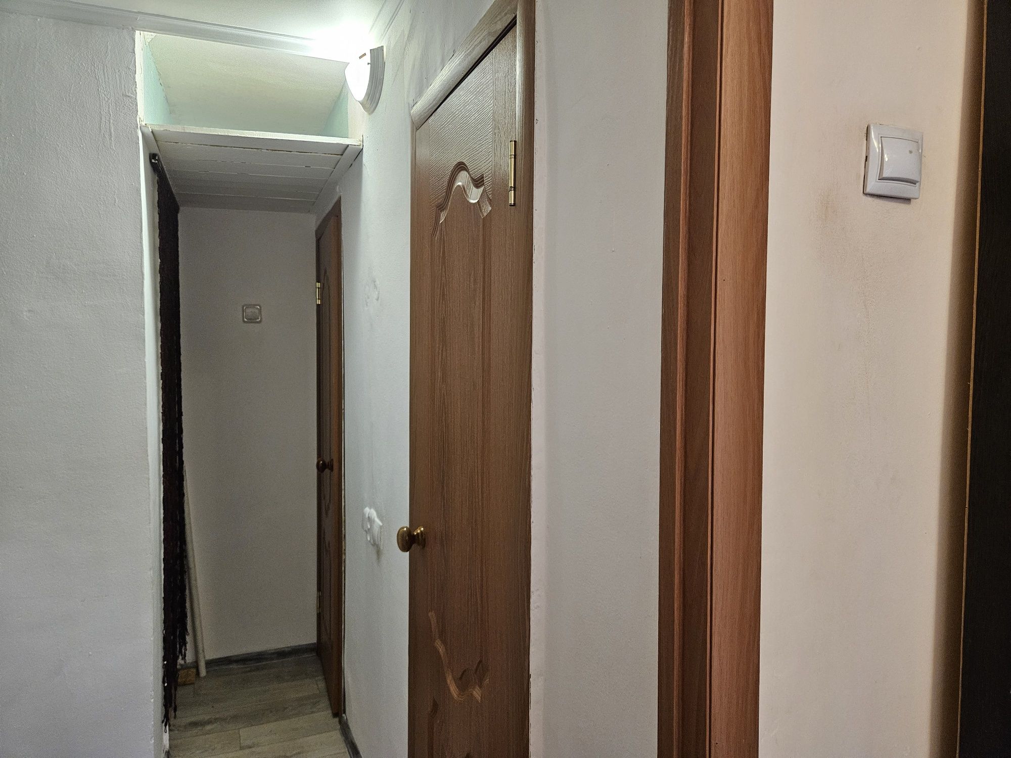 Продаётся 4х ком квартира в кирпичном доме на 2 этаже из 5, Молодежный