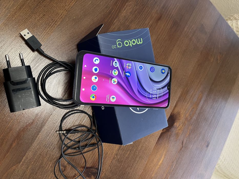 Motorola g20 телефон