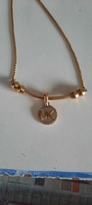 Vând bratara michael kors