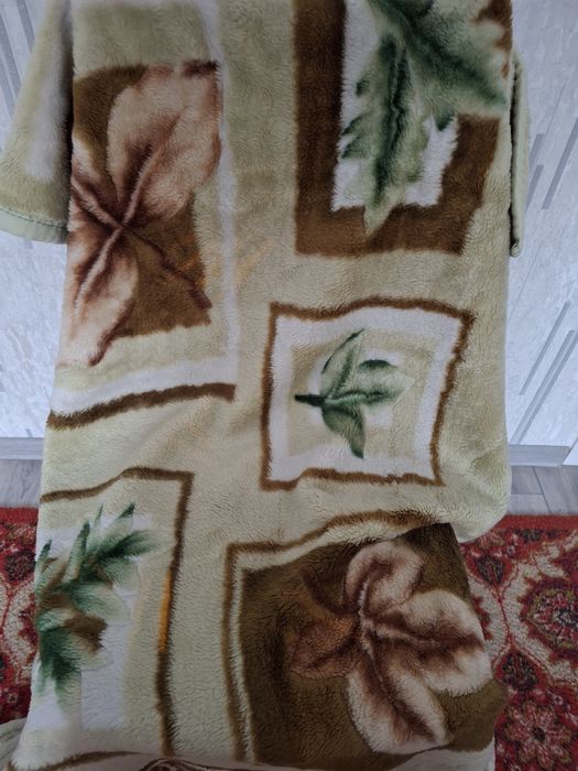 Продам плед и накидка на кресло