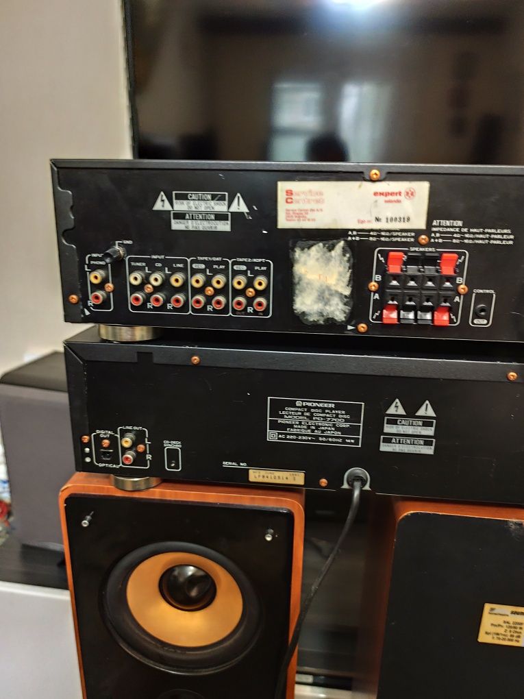Amplificator Pioneer și cd player +boxe