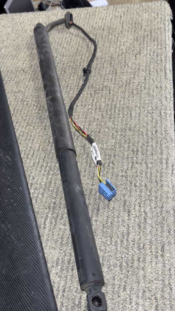 Amortizor electric haion stanga A1678901000 OEM Mercedes GLE W167