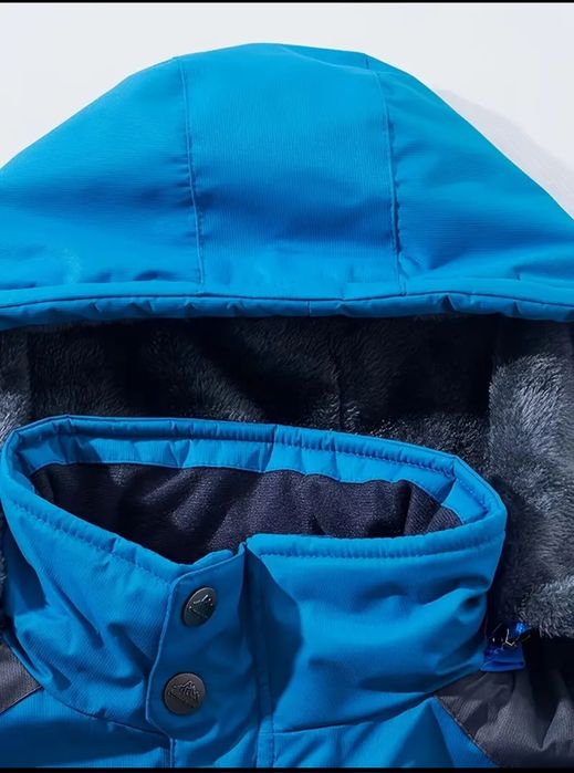 Куртка мужская тёплая с капюшоном зимняя