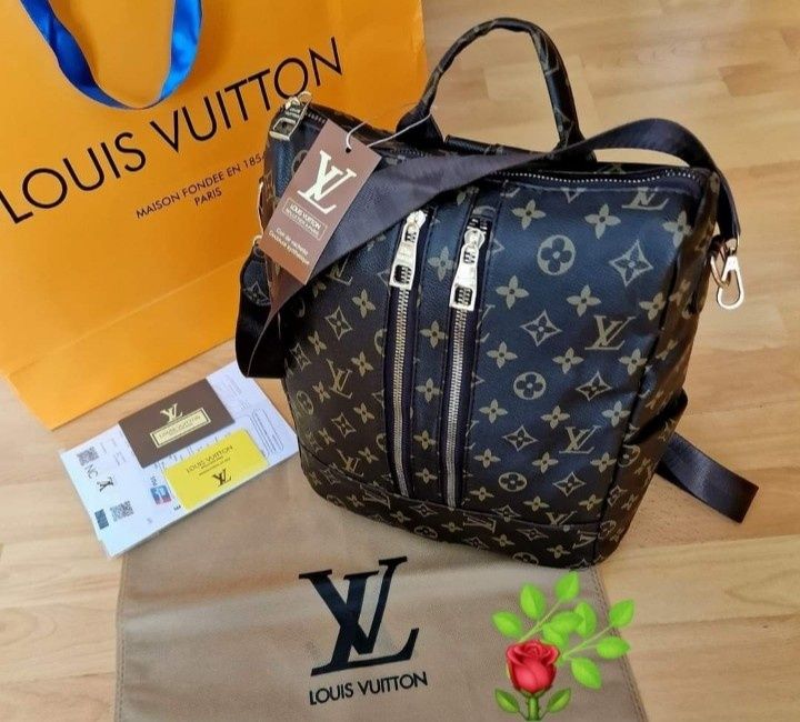 Set rucsac Louis Vuitton tip geanta+portofel,fermoare metalice etich