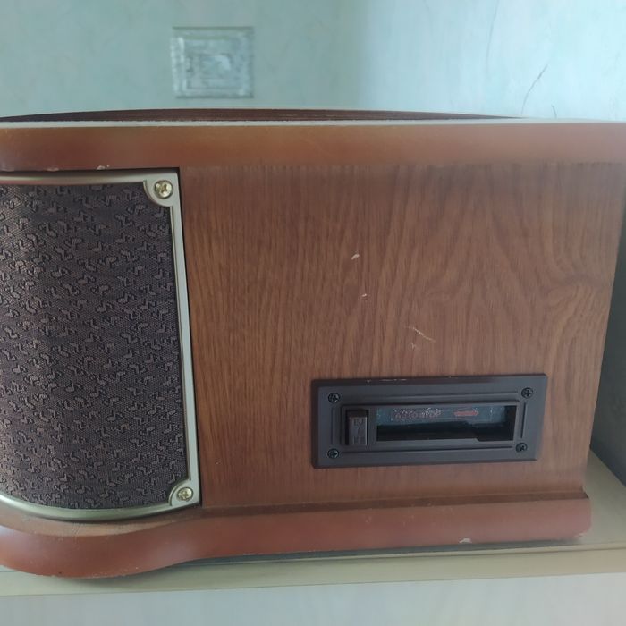 Радио/CD/грамофон Roadstar