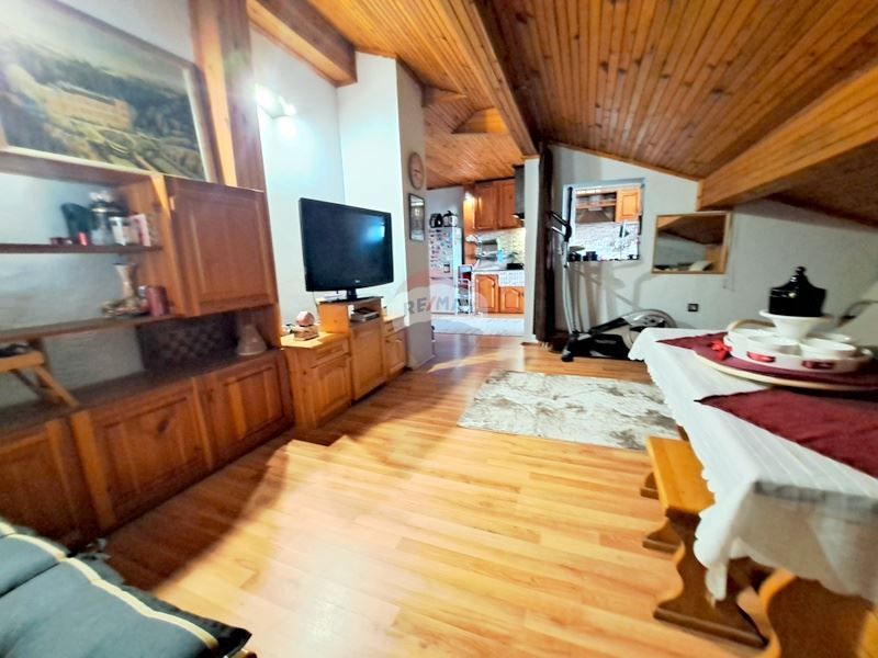 Продава се Тристаен апартамент в Варна, м-т Евксиноград - 101 кв.м за 1486 €/кв.м - Снимка #3