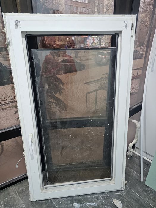 Продам окно с подоконником