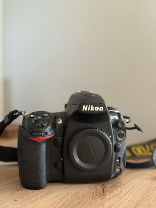 Nikon D700 - DSLR