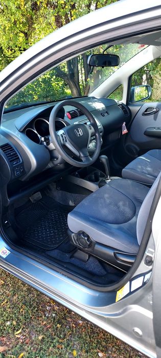Honda Jazz 1. 4i automat