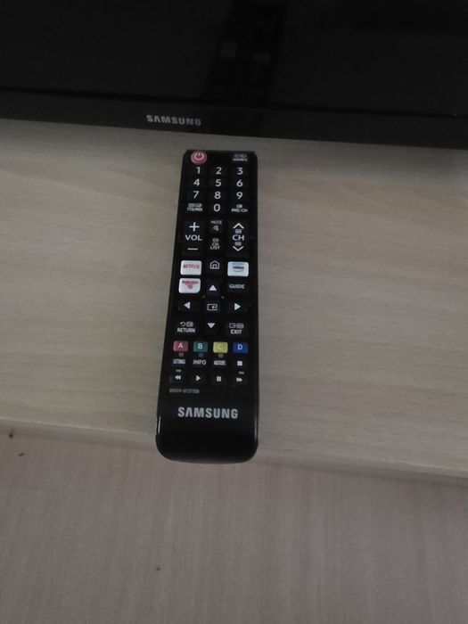 Smart Led телевизор Samsung 32"