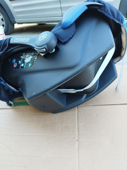 Scaun auto copii scoica Maxi Cosi Citi foarte usoara stare perfecta