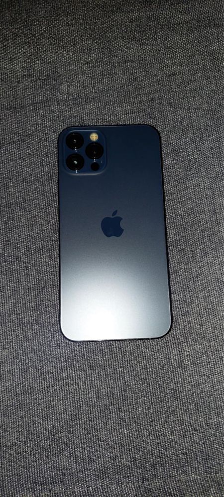 iPhone 12 pro перфектен