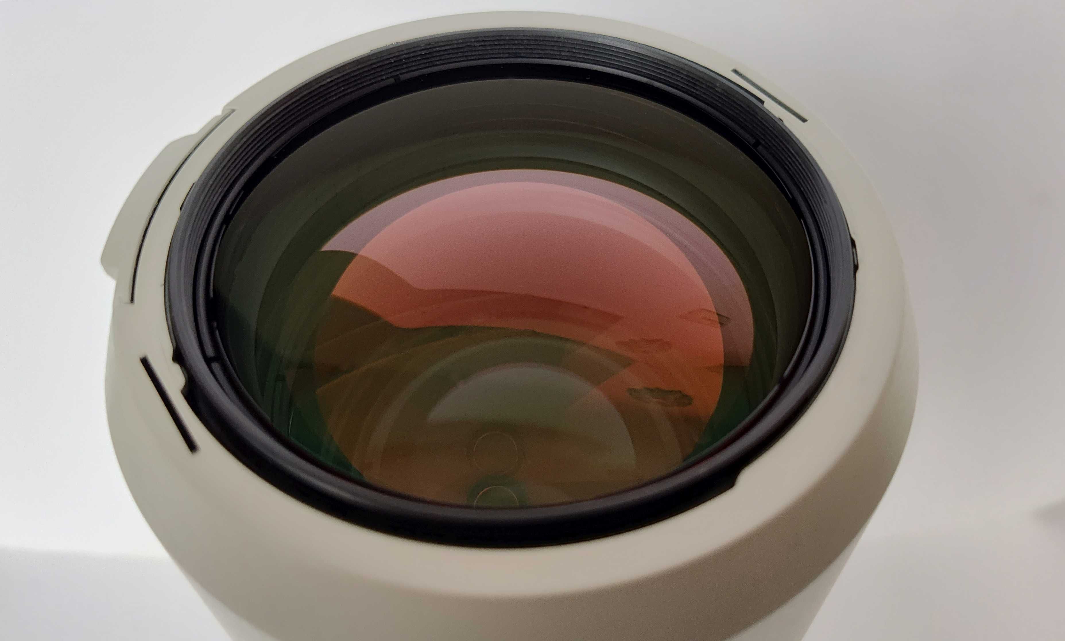 Обектив Sony FЕ 70-200 мм F 2.8 - A-mount