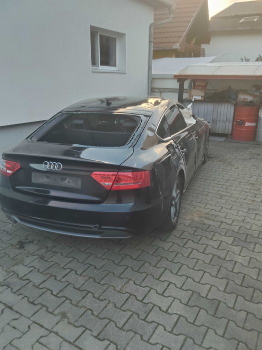Dezmembrez audi a5 2.0 tdi euro 5