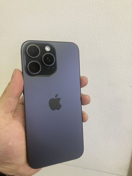 Продам Iphone 15 pro max 1tb