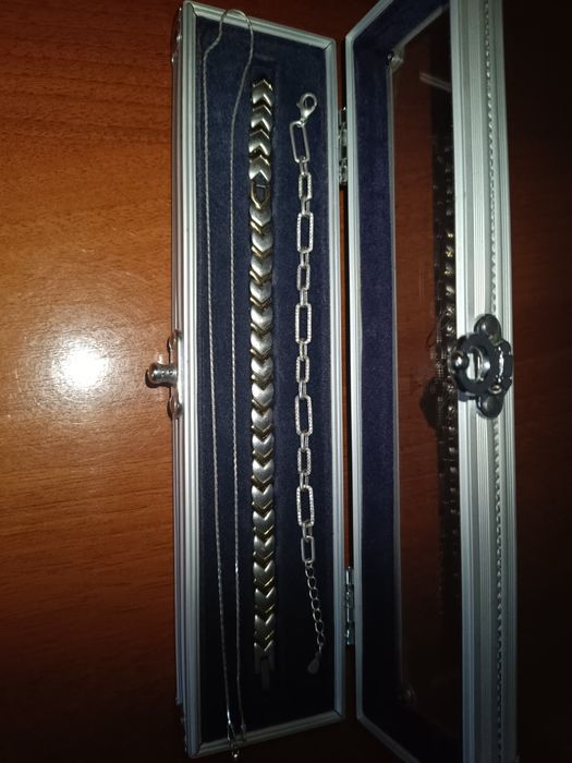 Серебро,  Италия.