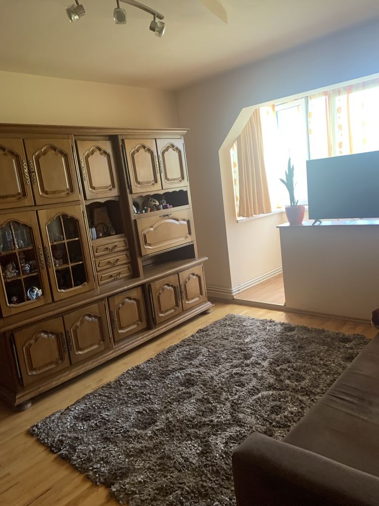 Inchiriez apartament 2 camere zona Astra