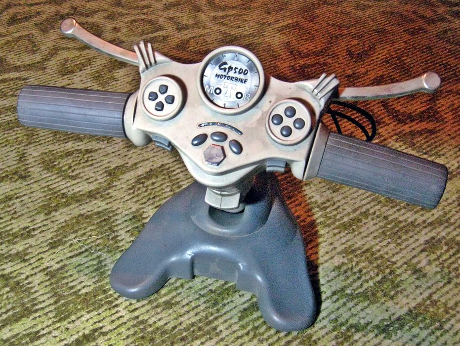 Настольная игра "МОТОРБАЙК" с подключением к ПК .