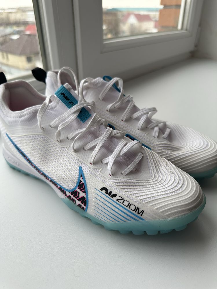 Сороконожки nike zoom mercurial vapor 15