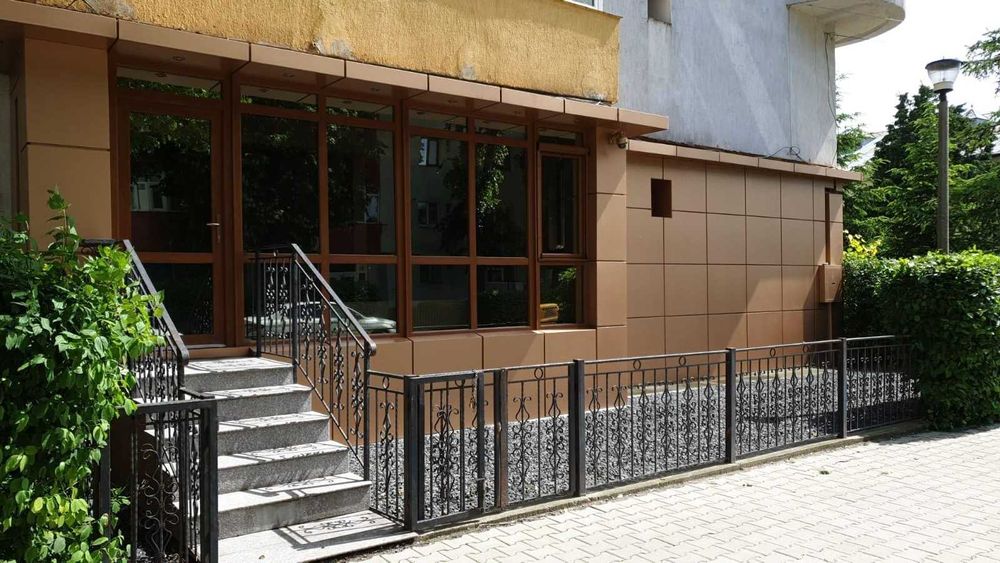 De vanzare spatiu comercial - birouri - strada Traian - Vaslui