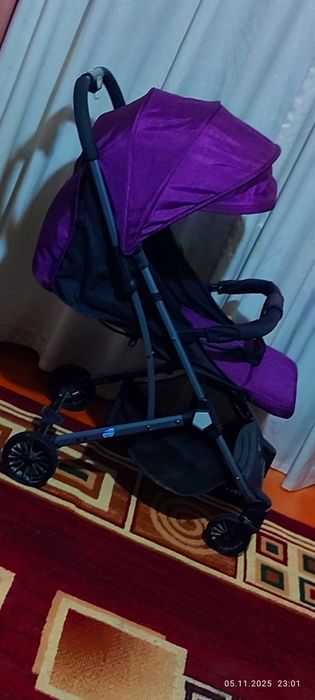 Kolyaska chemodan sotiladi