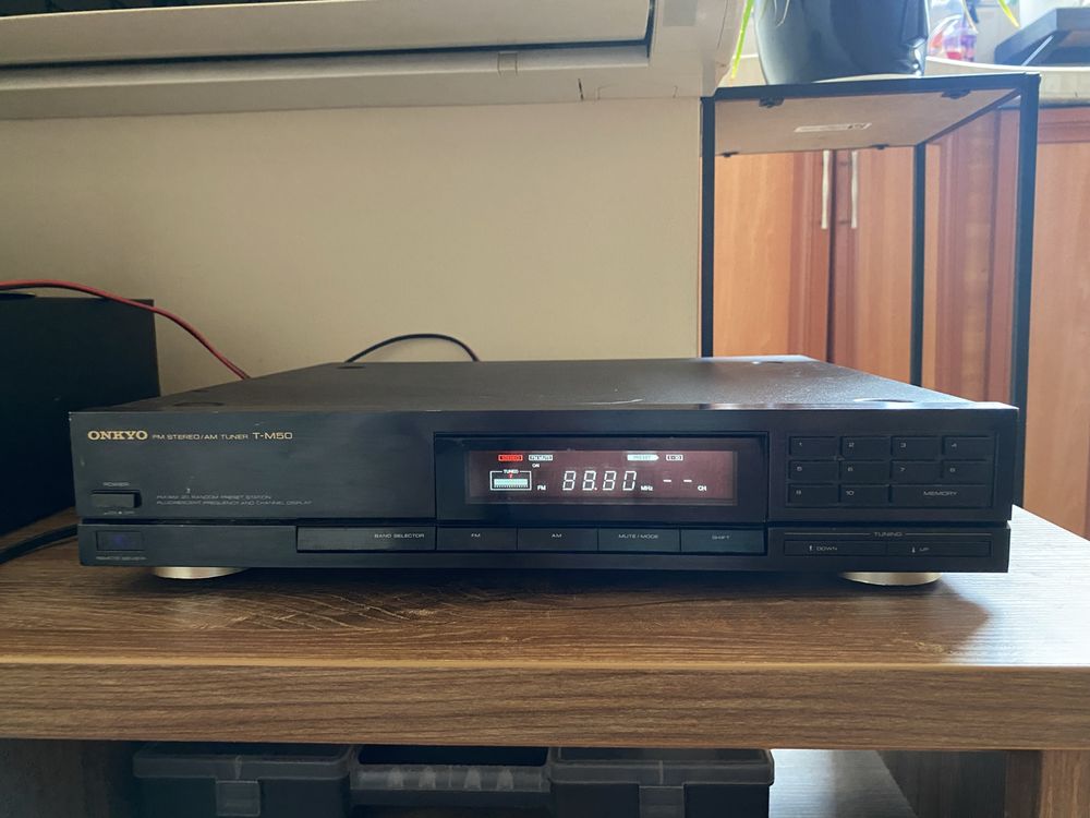 Тунер Onkyo TM50