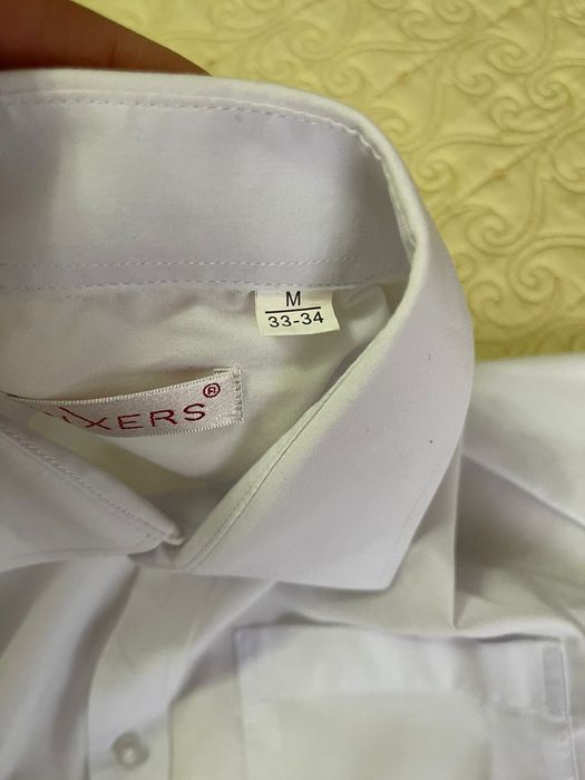 Продам школьную рубашку , в отличном состоянии, размер 10-12 лет