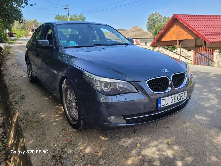 BMW Seria 5 Mașina merge foarte bine