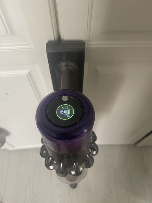 Aspirator Dyson V11 absolute extra