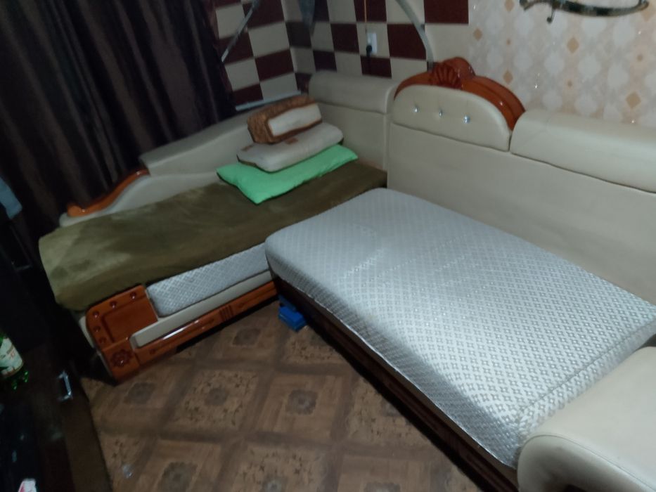 Продам диван угловой