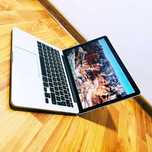 Laptop Apple MacBook Pro Retina IntelCore i7, OS Sequoia 15.7