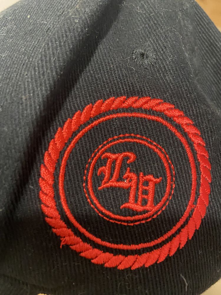 Шапка на Louisville ( up )