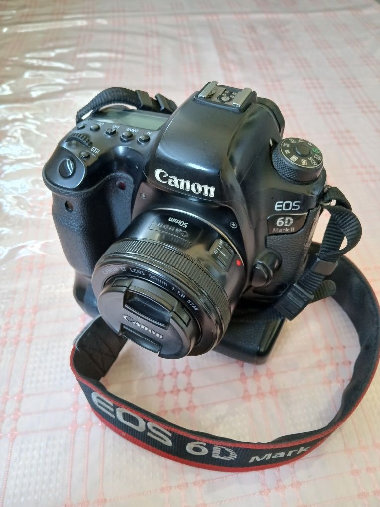 Canon 6D mark 2 sotiladi